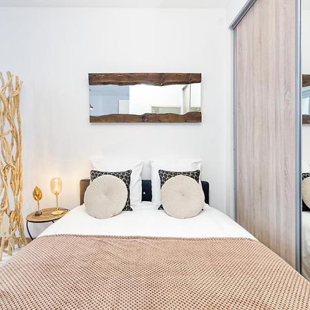 Meuble Classe 3 Etoiles Au Pied Des Thermes Allevard Exterior foto